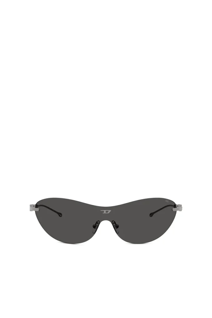 0dl1006 taille 35 Lunettes de soleil ovales emblématiques