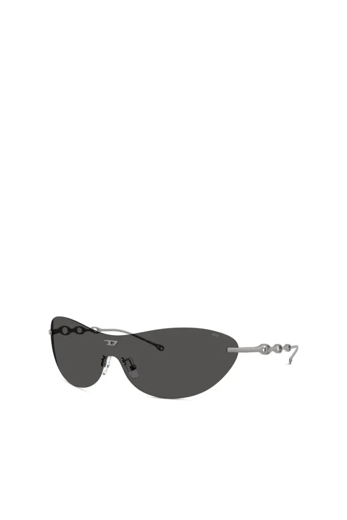 0dl1006 taille 35 Lunettes de soleil ovales emblématiques