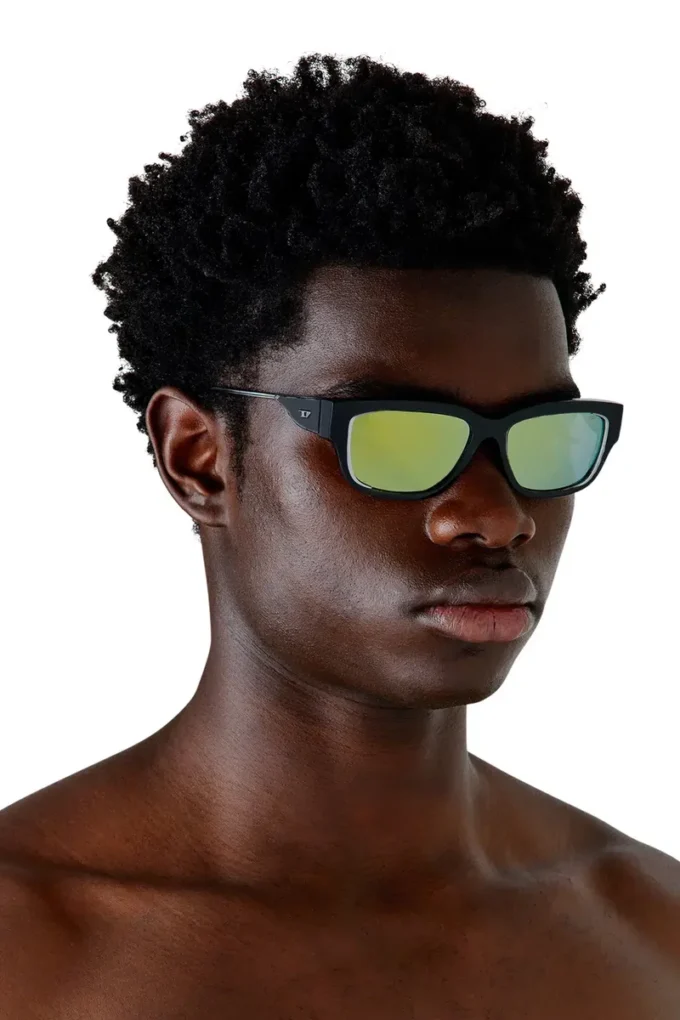0dl2002 taille 56 Lunettes de soleil rectangulaires