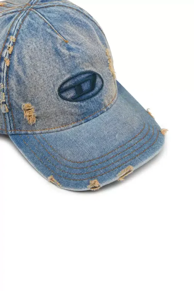 c-enic Casquette en denim avec détails effilochés et logo brodé