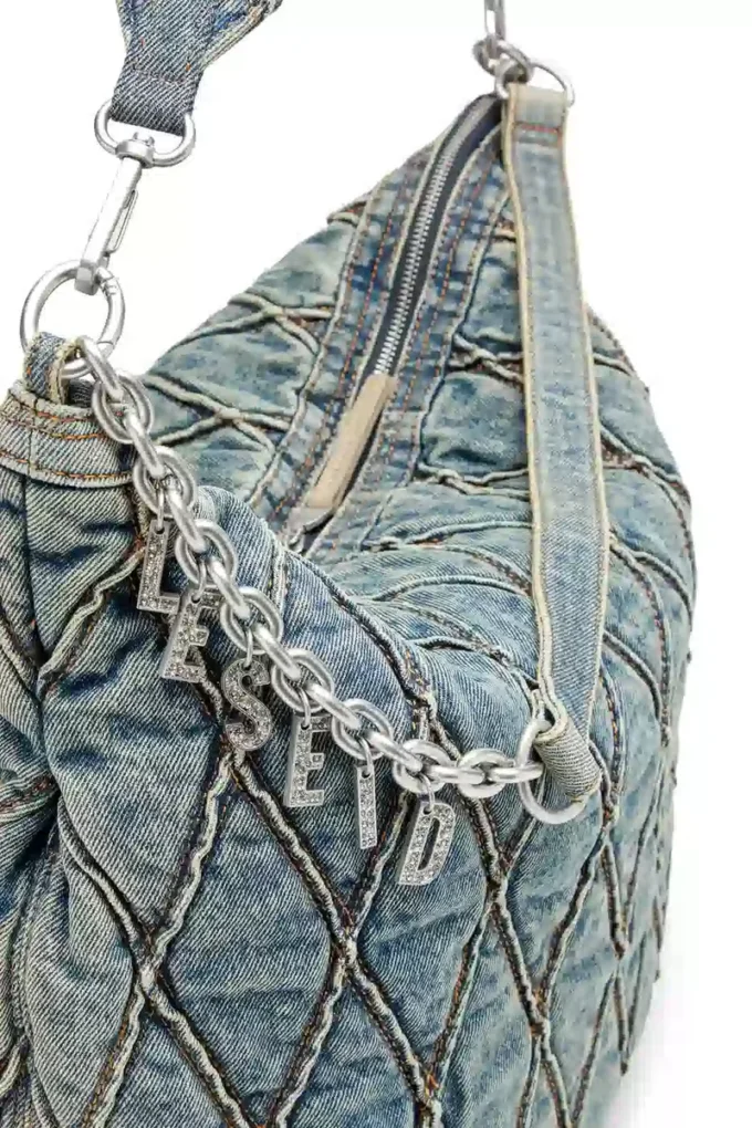 charm-d sac hobo Sac hobo Charm-D-Large en denim matelassé à motif argyle