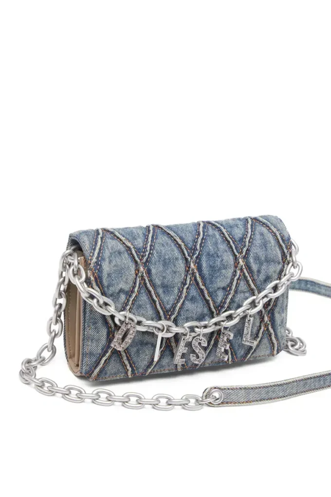 Charm-D wallet strap Portefeuille en denim matelassé à motif argyle