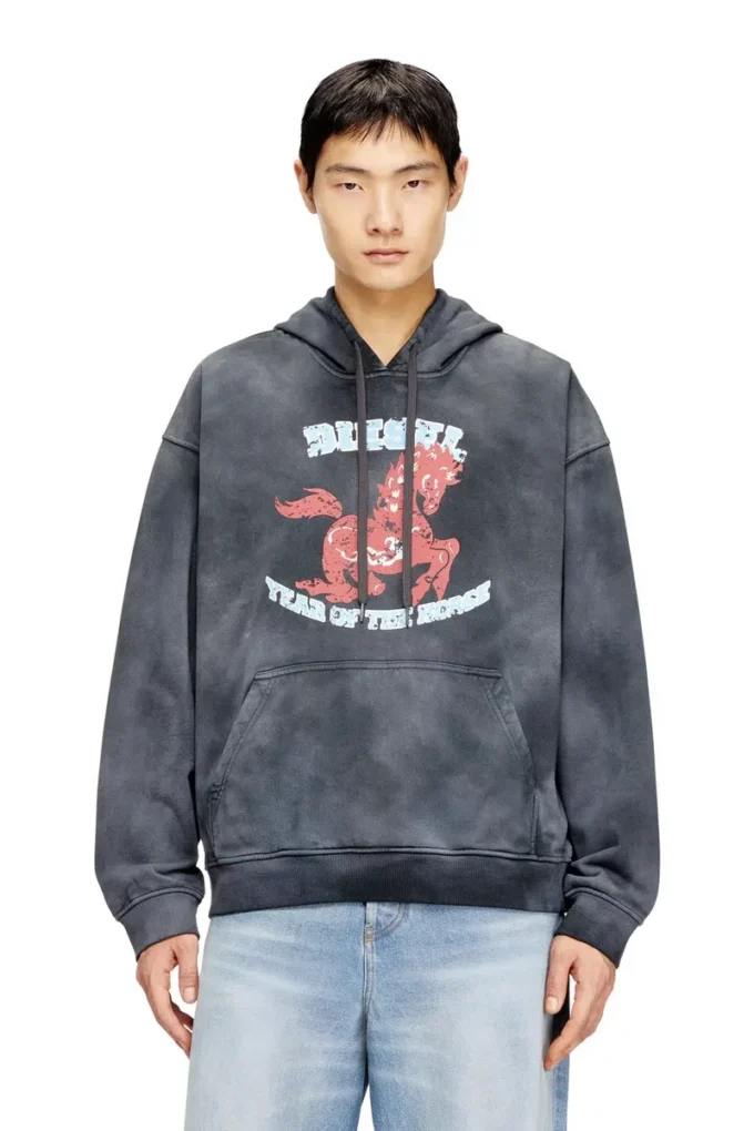 cl-s-boxt-hood-horse Sweat à capuche tie-dye avec imprimé graphique cheval