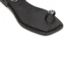 d-amber infra 0 D-AMBER – Sandales en cuir avec logo métallique