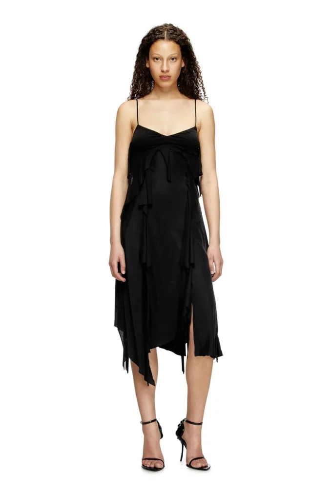 d-ancer Robe en satin à volants effilés