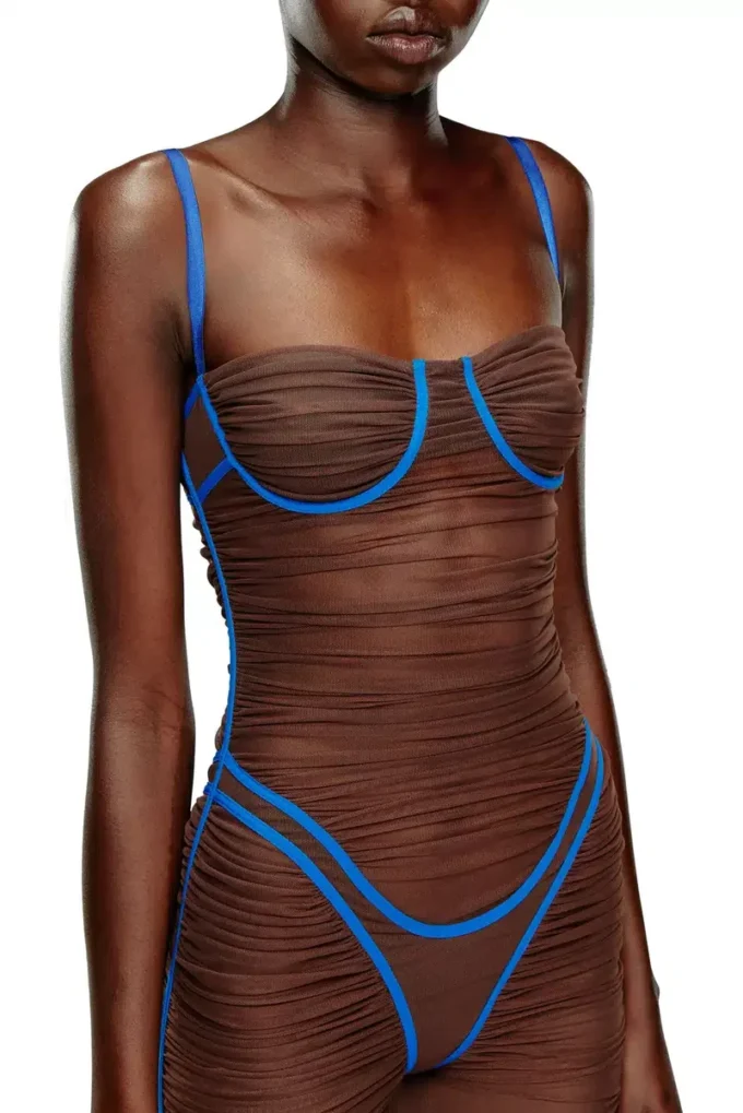 d-haily Robe transparente avec contour lingerie