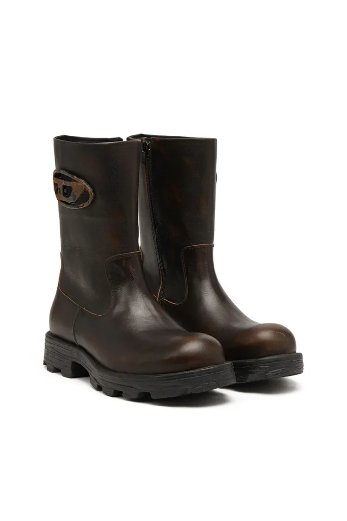 d-hammer bkr d w Bottines D-Hammer en cuir ajouré avec détails métalliques oxydés