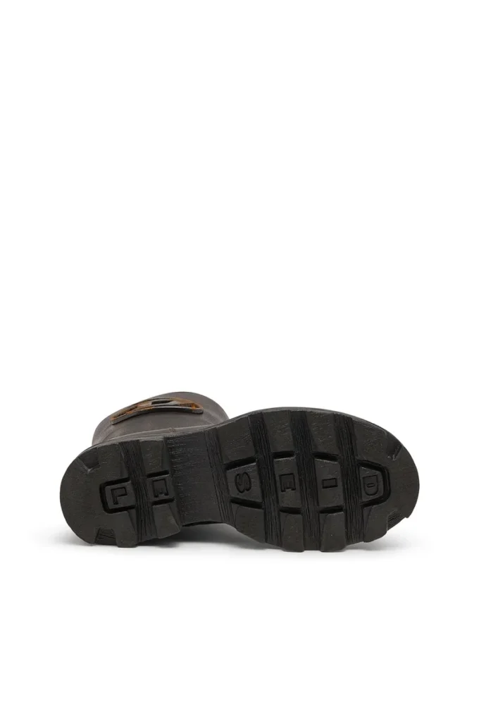 d-hammer bkr d w Bottines D-Hammer en cuir ajouré avec détails métalliques oxydés