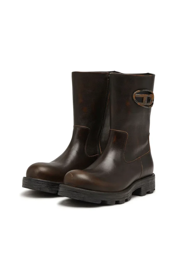 d-hammer bkr d w Bottines D-Hammer en cuir ajouré avec détails métalliques oxydés