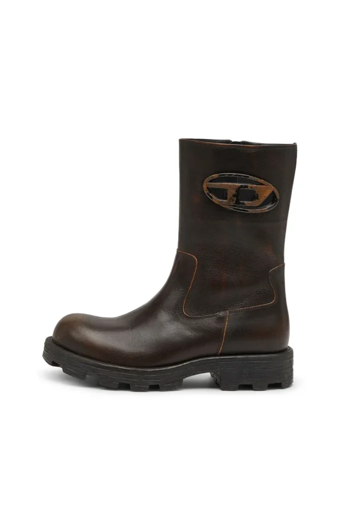 d-hammer bkr d w Bottines D-Hammer en cuir ajouré avec détails métalliques oxydés
