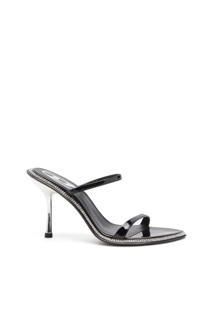 d-havanna sdl D-Havanna – Mules à lanières en cuir verni avec cristaux