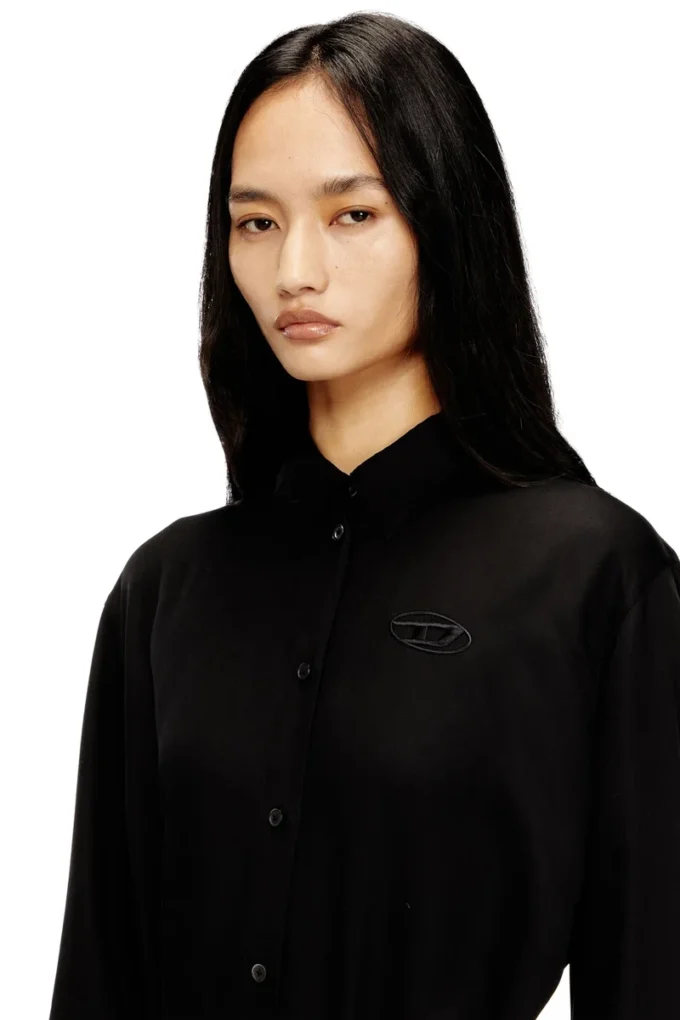 d-iletta-s1 Robe chemise midi avec détail torsadé