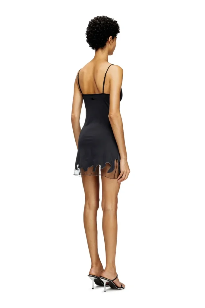 d-inlay-r1 Mini-robe en nylon avec empiècement en tulle
