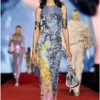d-leele Robe longue en jersey déchiré avec imprimé poster
