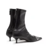 d-venus kittie bt Bottines D-Venus avec plaque ovale D