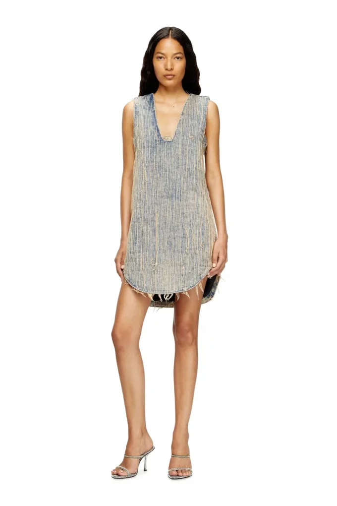 de-laris-dress-s2 Robe en denim effet vieilli