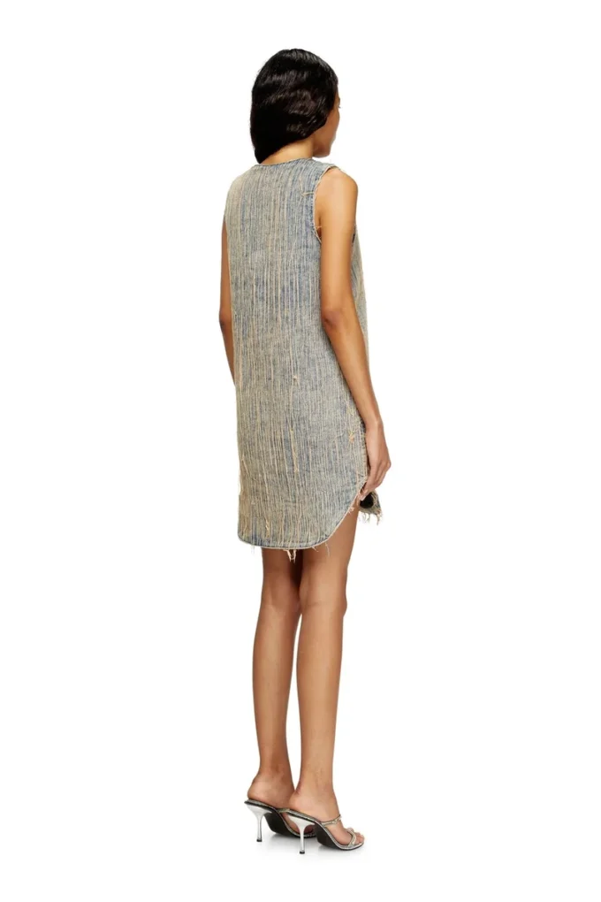 de-laris-dress-s2 Robe en denim effet vieilli