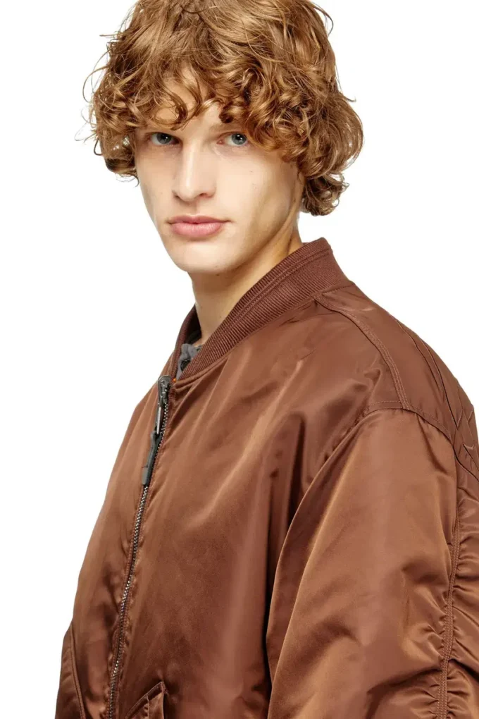 j-held Blouson aviateur en nylon rembourré avec Oval D