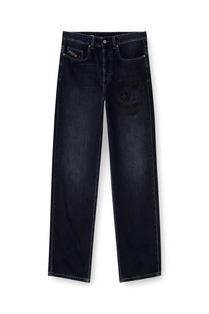 Jean ample 2001 d-macro 09q19 Trouver le magasin le plus proche