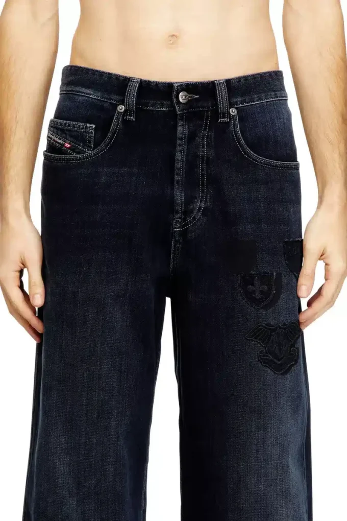 Jean ample 2001 d-macro 09q19 Trouver le magasin le plus proche