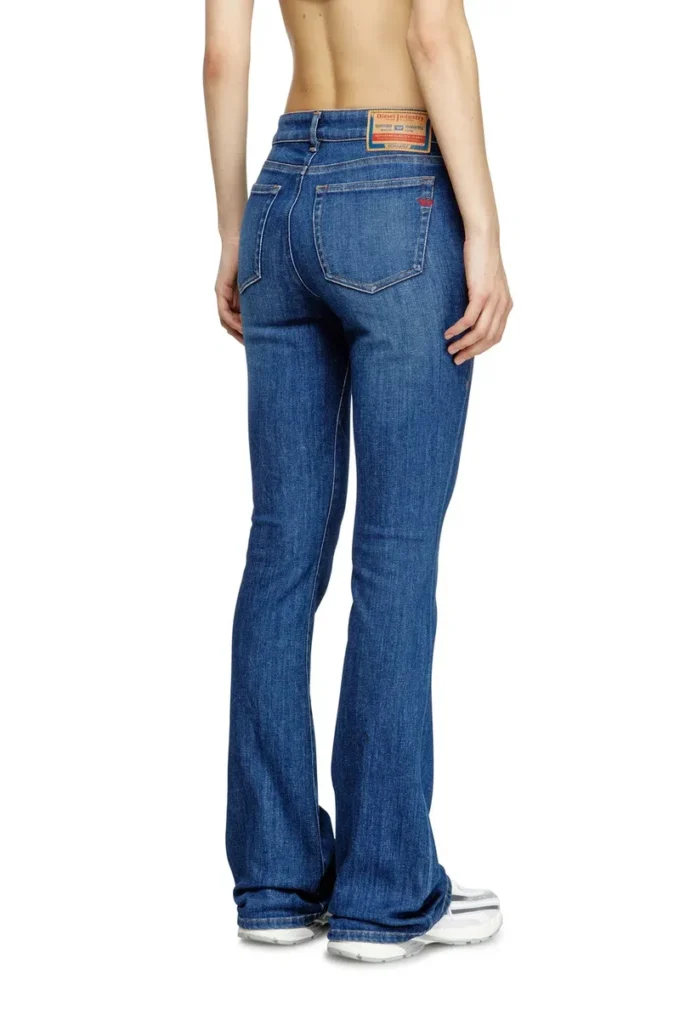 jean bootcut 1969 D-Ebbey 09m73 Trouver le magasin le plus proche