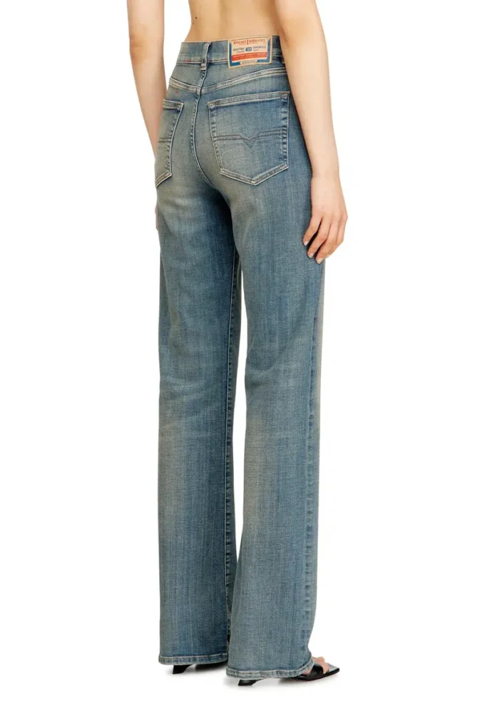 jean regular 1971 d-sent 09n32 Trouver le magasin le plus proche