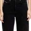 jean regular 1971 d-sent 09n89 Trouver le magasin le plus proche