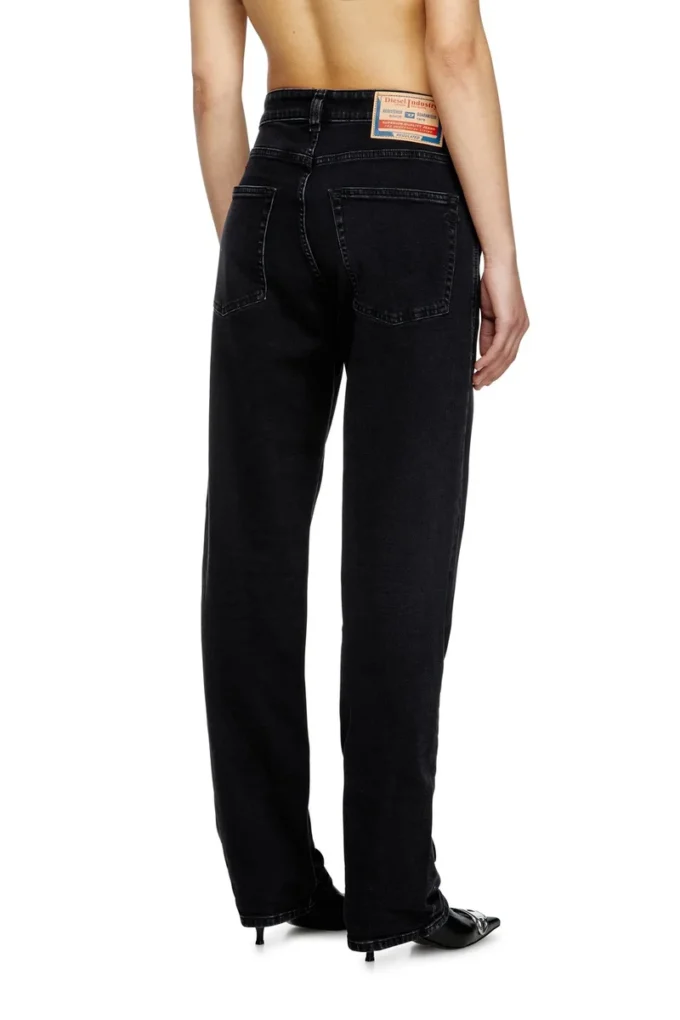 jean regular 1988 d-ark 09m69 Trouver le magasin le plus proche