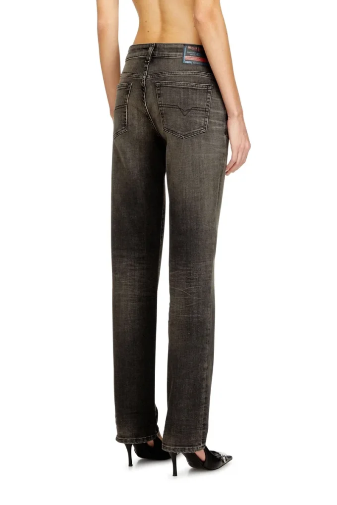 jean regular 1989 d-mine 09n58 Trouver le magasin le plus proche
