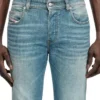Jean slim 1993 d-vyl 09m58 Trouver le magasin le plus proche