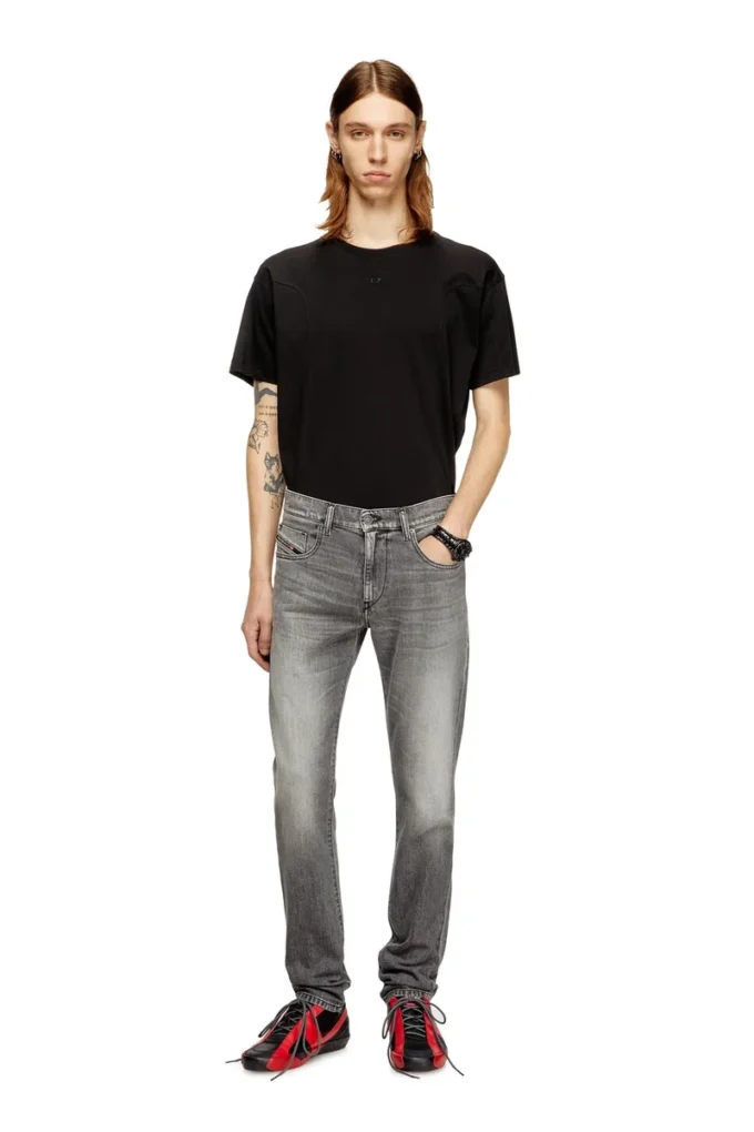Jean slim 2019 D-Strukt 09m30 Trouver le magasin le plus proche
