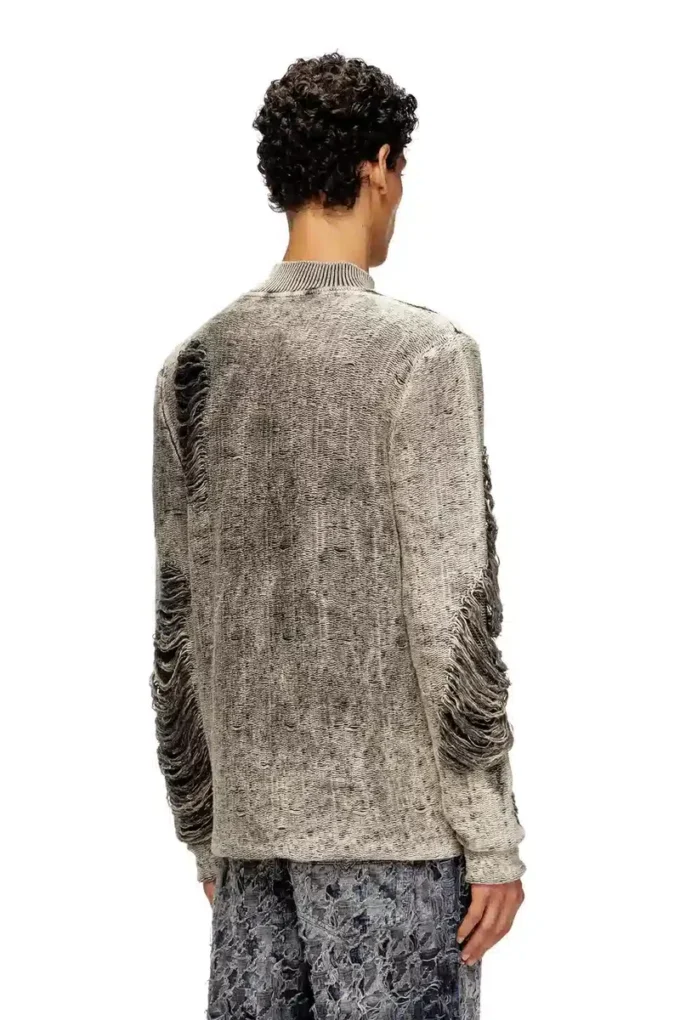 k-fjordi Pull déchiré avec fils flottants