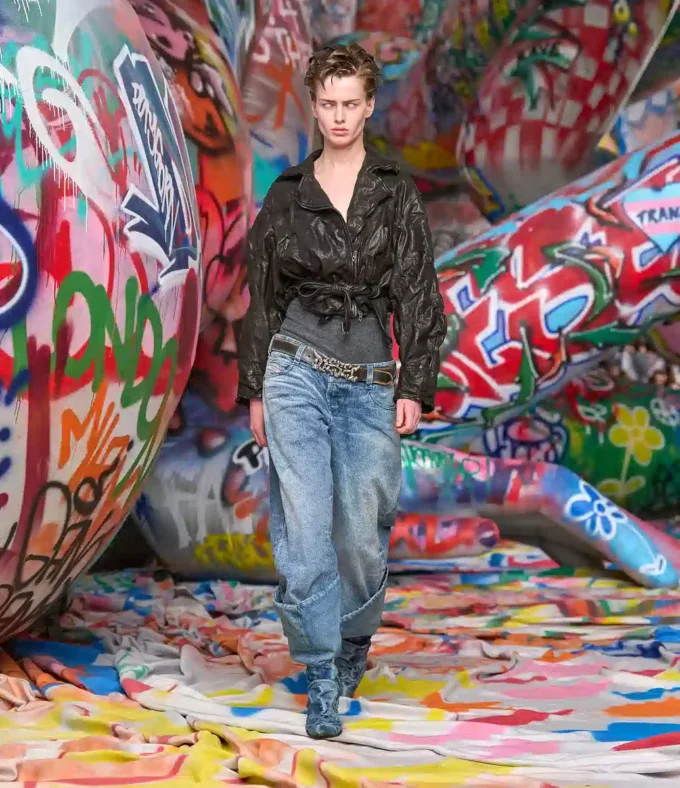 l-oys Veste ceinturée en cuir bouilli