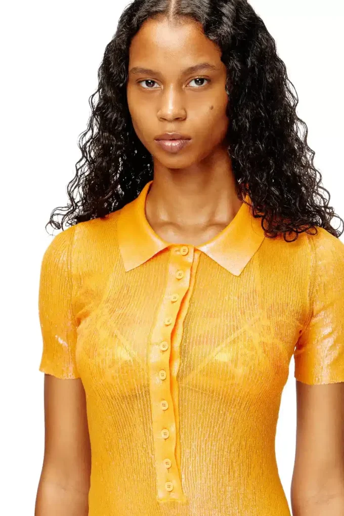 l_tina 4eva robe Robe polo en maille irisée avec imprimé lotus