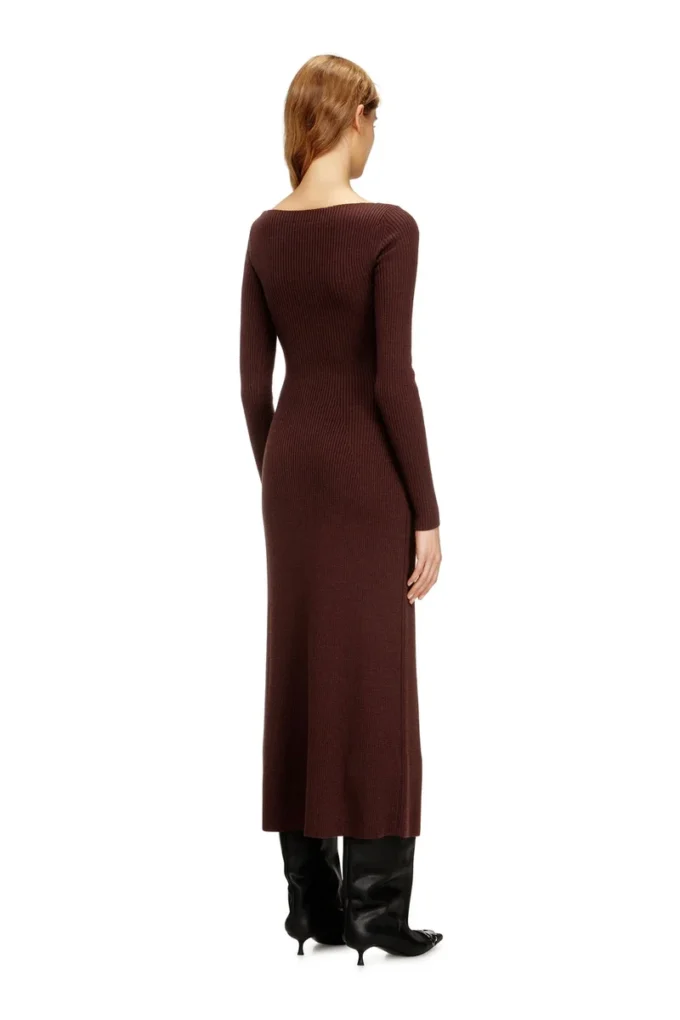 m-oloni Robe midi en laine avec incrustation