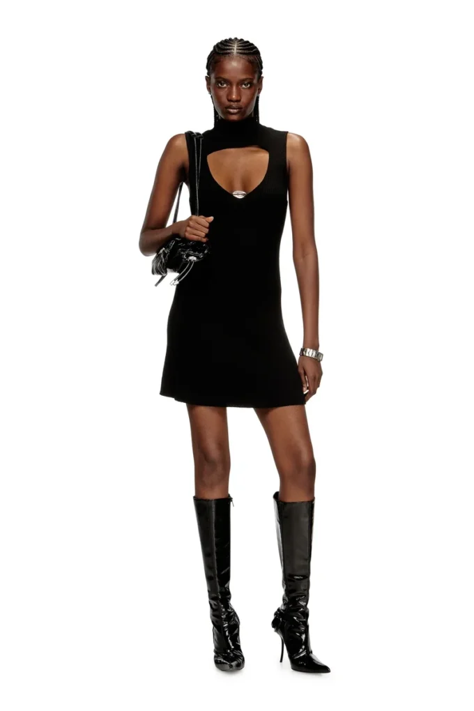 m-oloni-short Mini-robe en laine avec empiècement