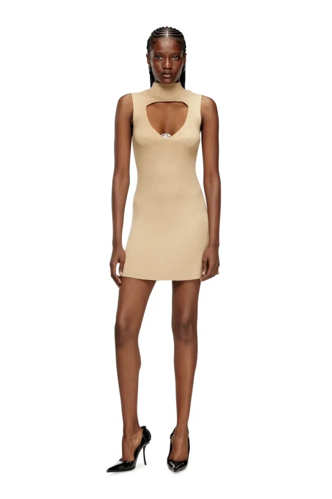 m-oloni-short Mini-robe en laine avec empiècement