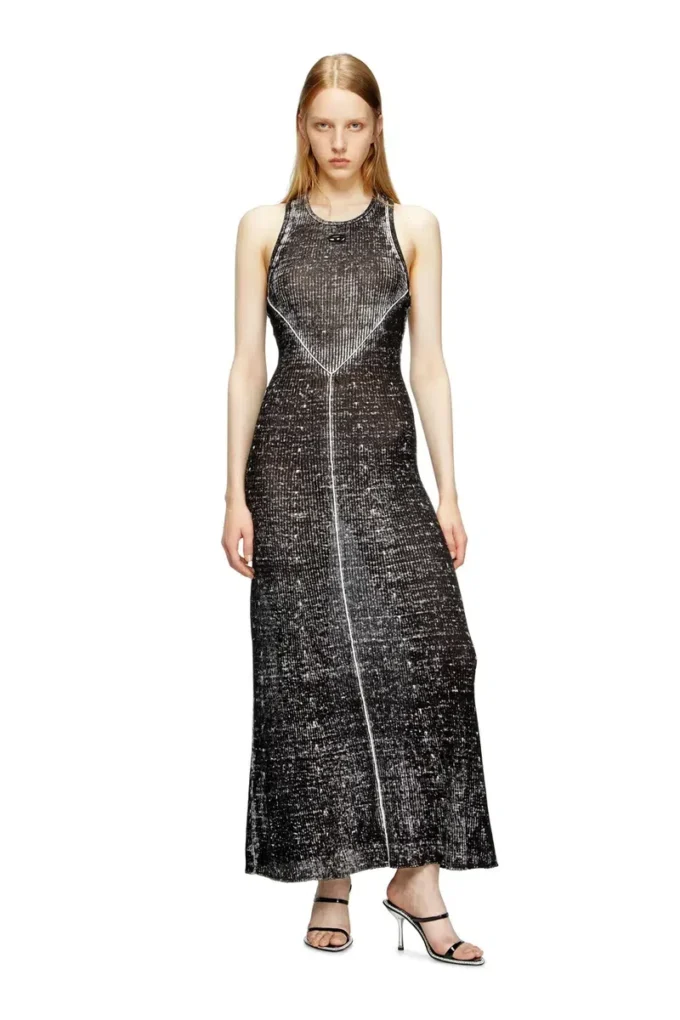 m-rab Robe en lin tricoté avec logo découpé