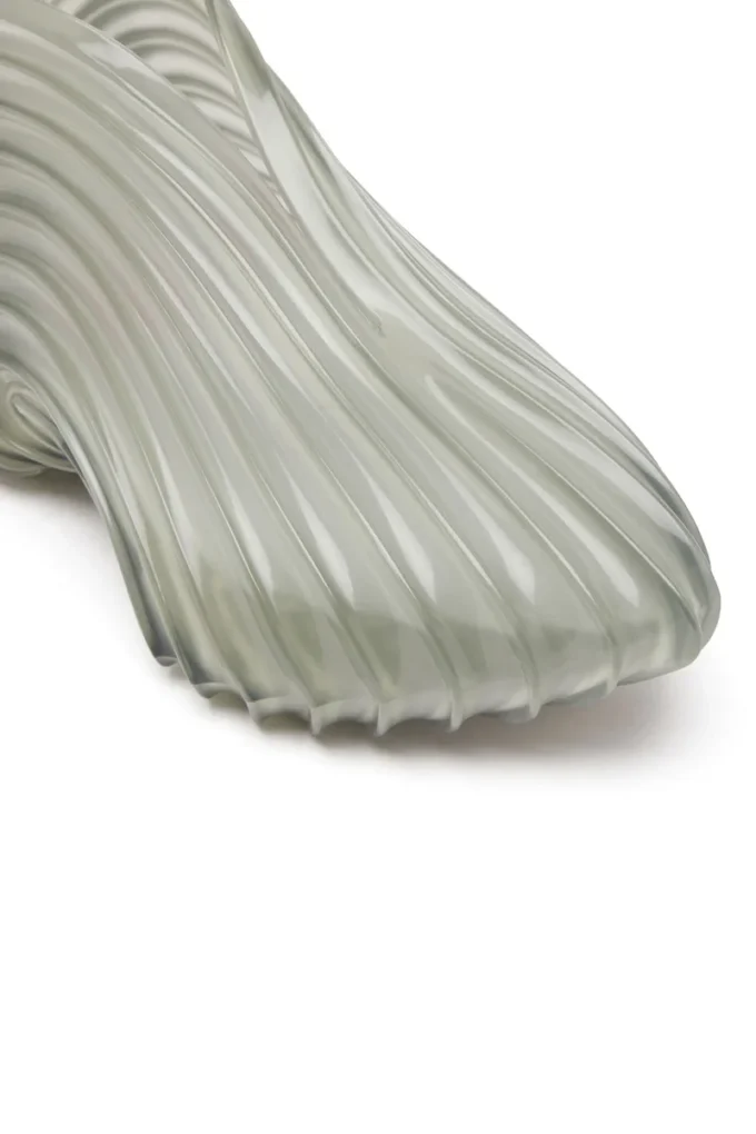 Melissa Quantum Sneakers X Slip-on Sneaker en Melflex®