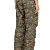 p-anic Pantalon cargo en nylon imprimé camouflage