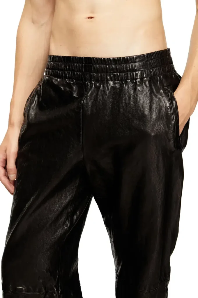 p-bru Pantalon élastiqué en cuir bouilli