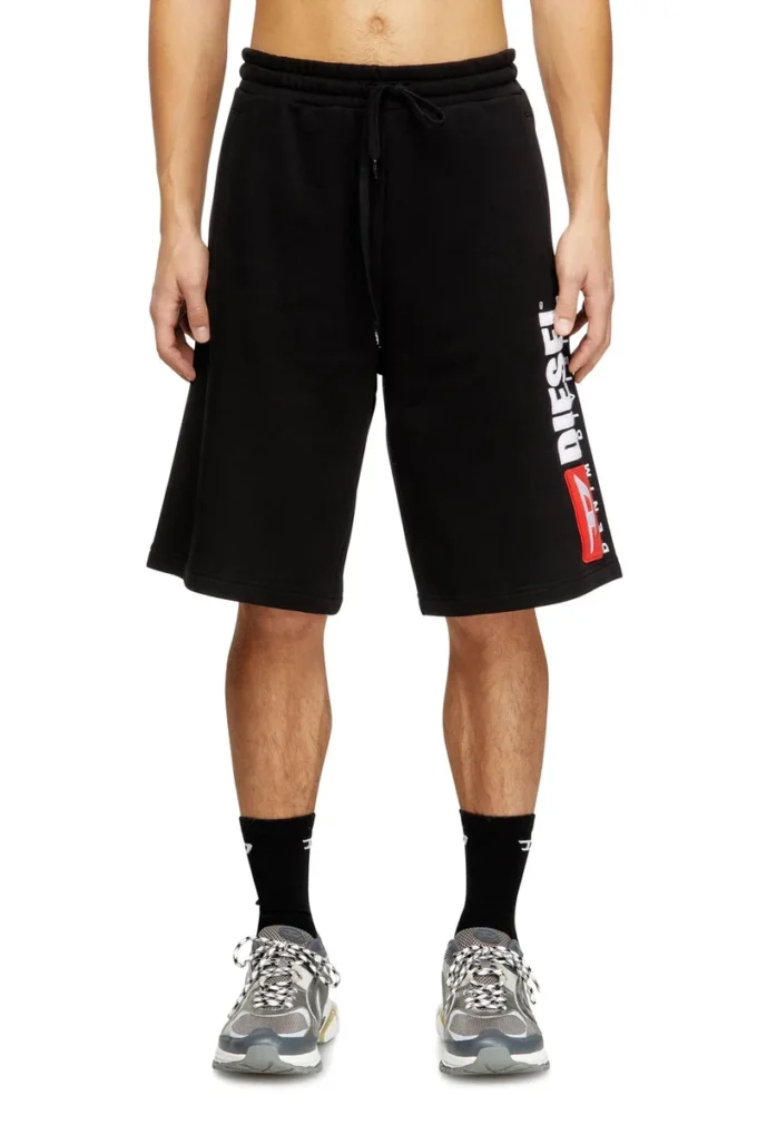 p-crow-div Short en molleton avec patch maxi logo