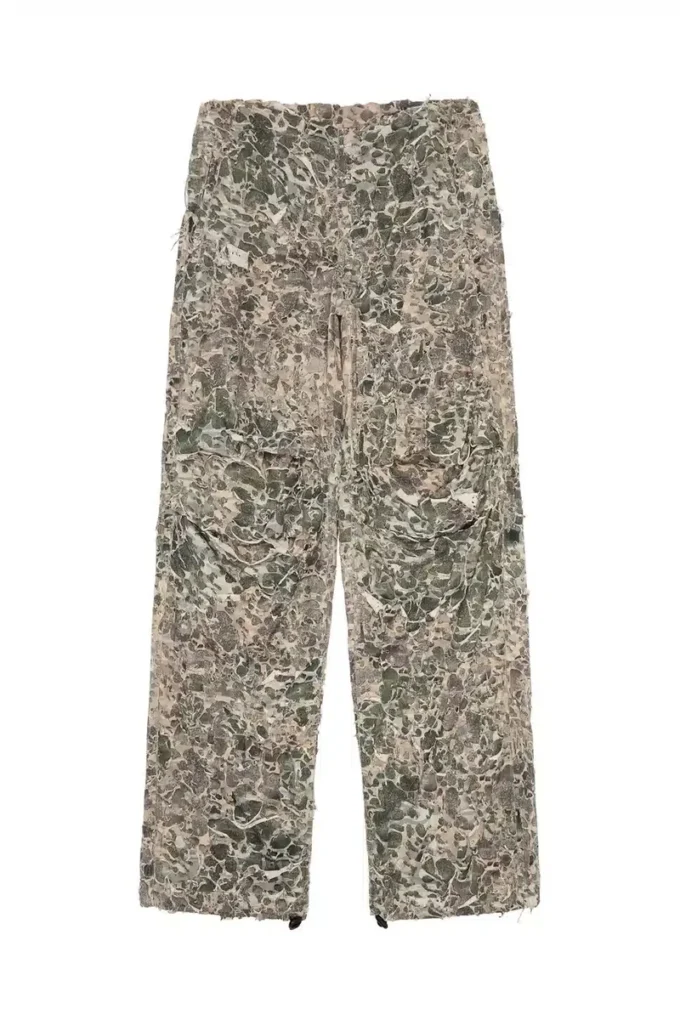 p-hokney Pantalon camouflage à effet délavé