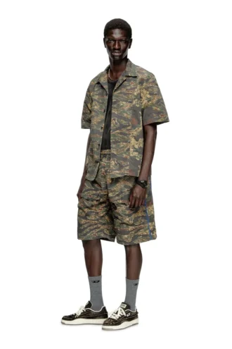 p-ramos-short-epbw Short cargo à imprimés camouflage mélangés