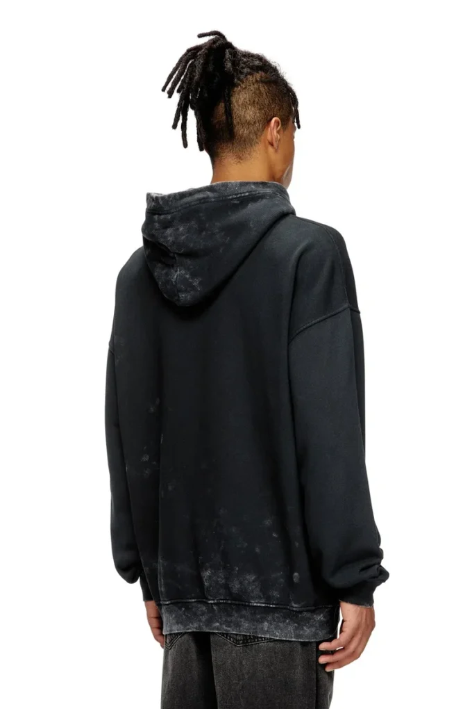 s-boxt-hood-t10 Sweat à capuche avec découpe métallique Oval D