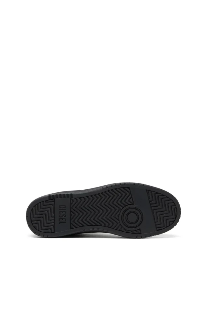 s-oval skate low S-Oval Skate – Baskets en cuir avec empiècements en tissu