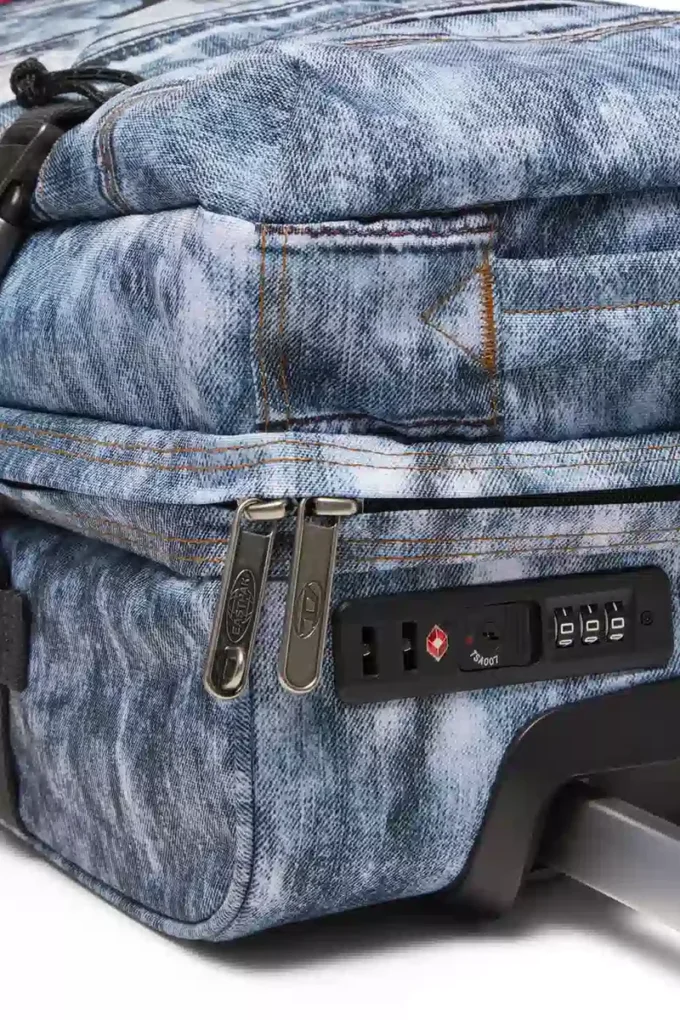 Sac cabine Diesel Transit&rsquo;r en denim trompe-l&rsquo;œil