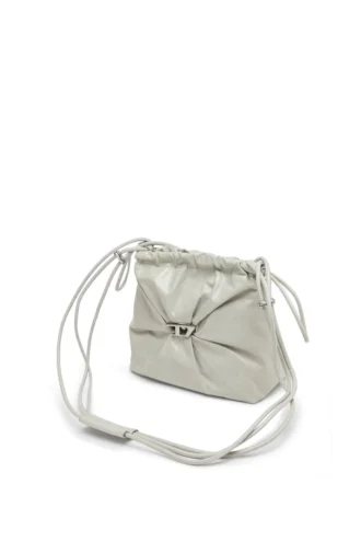 Sac Scrunch-D-Bucket Sac Scrunch-D-Bucket en cuir brillant froissé