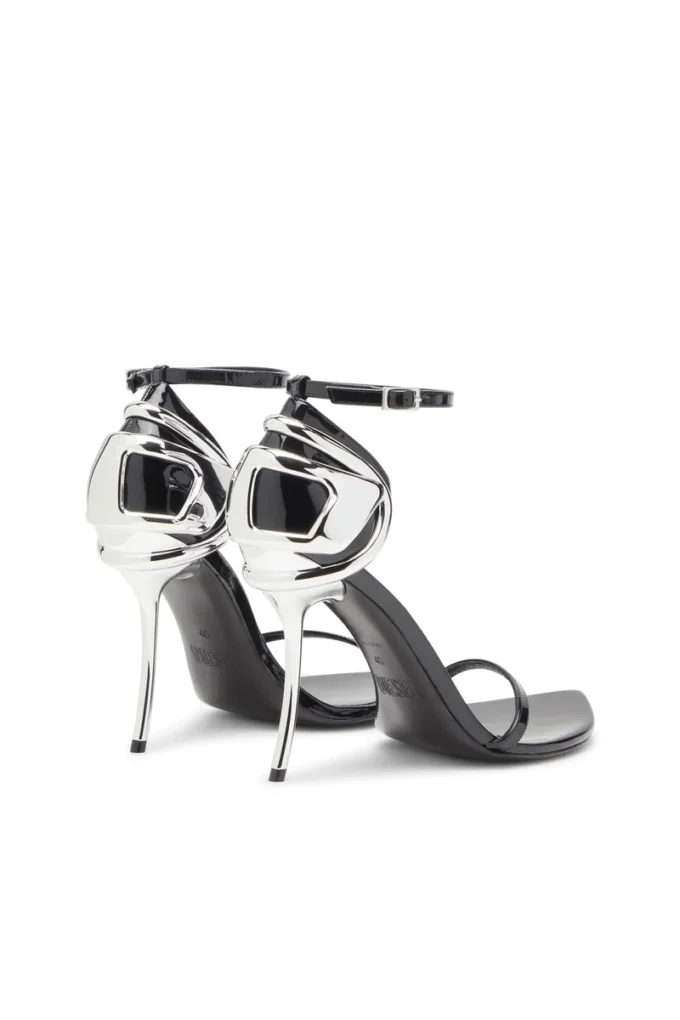 Sandales D-Ten&Half Sandales à talons aiguilles D-Ten&Half en cuir verni et satin