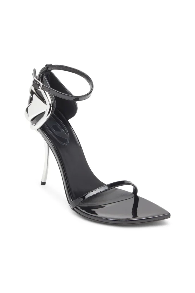 Sandales D-Ten&Half Sandales à talons aiguilles D-Ten&Half en cuir verni et satin
